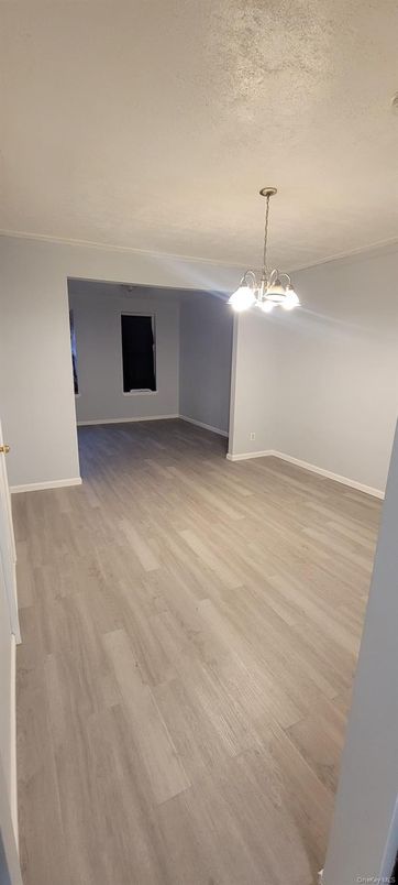 Empty room, Interior, Pendant Lights, Wood Texture Flooring
