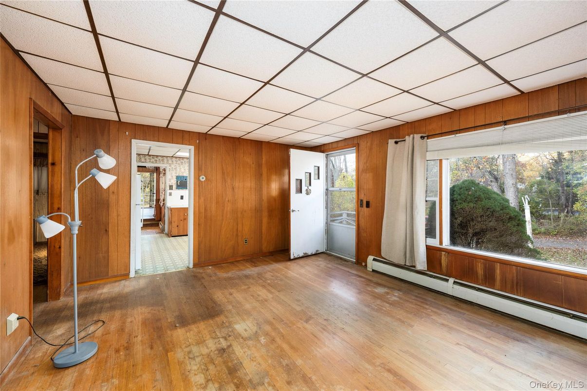 Empty room, Interior, Wood Texture Flooring, Wooden Walls