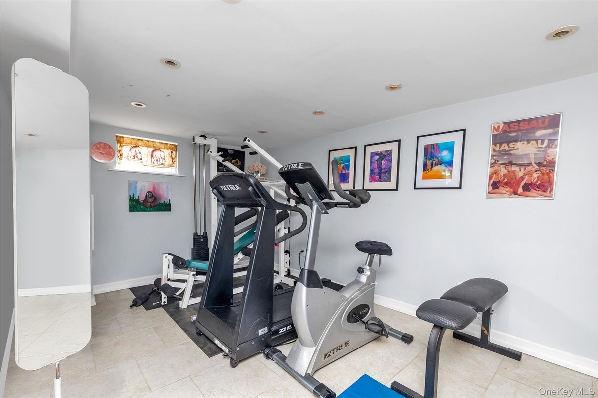 Fitness Equipment, Interior, Recessed Lighting