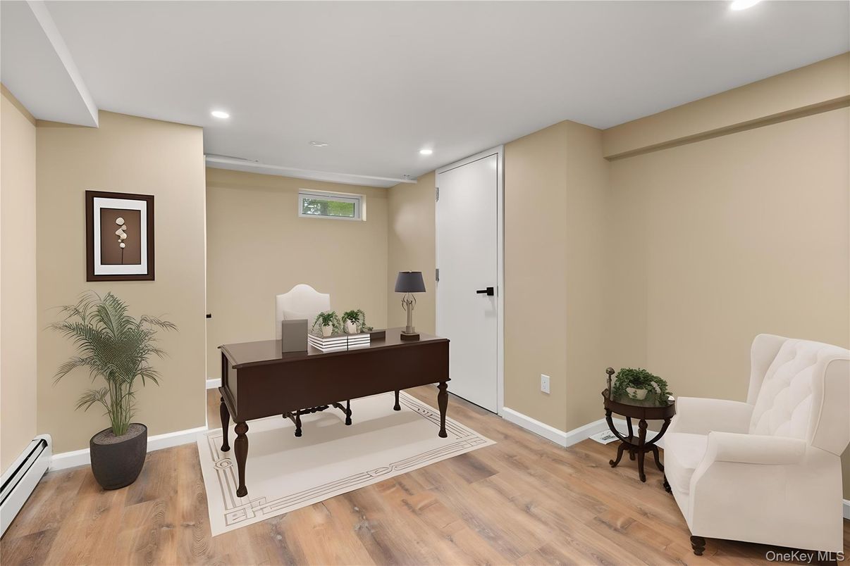 Home Office, Interior, Recessed Lighting, Wood Texture Flooring