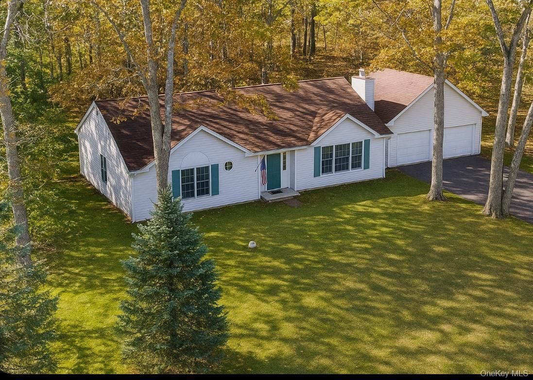 Backyard, Detached Garage, Exterior