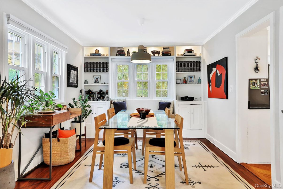 Dining room, Interior, Pendant Lights