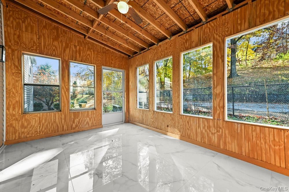 Empty room, Interior, Marble, Sun Room, Wooden Beams, Wooden Ceilings, Wooden Walls