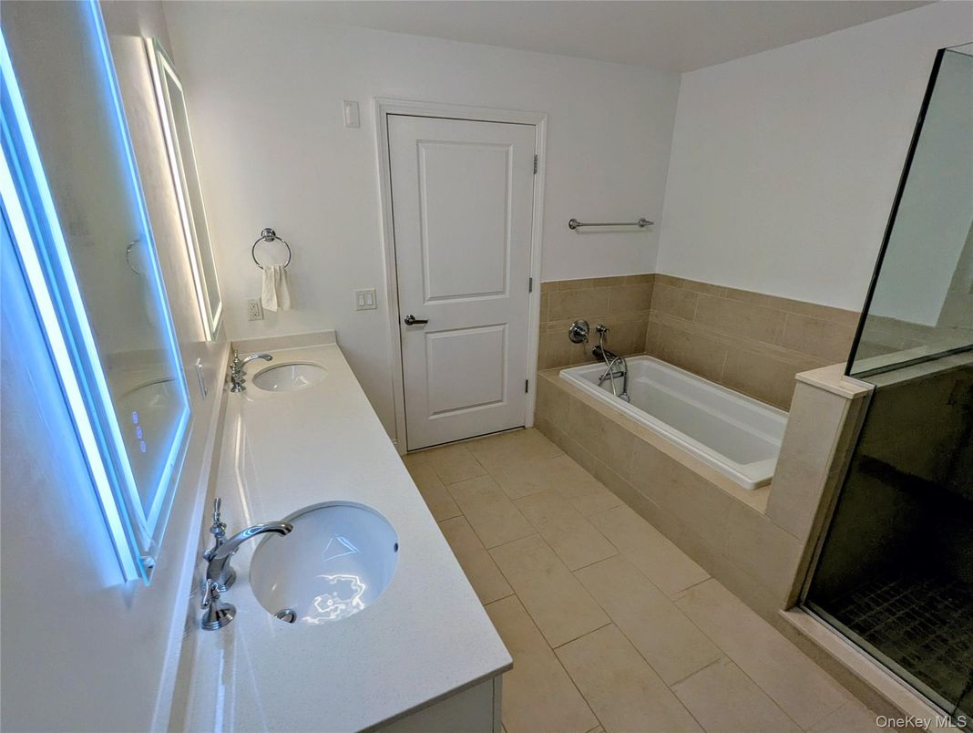 Bathroom, Dual Sink Vanities, Interior, Wood Texture Flooring