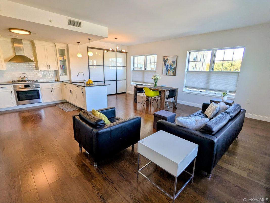 Dining room, Interior, Kitchen, Living room, Pendant Lights, Wood Texture Flooring