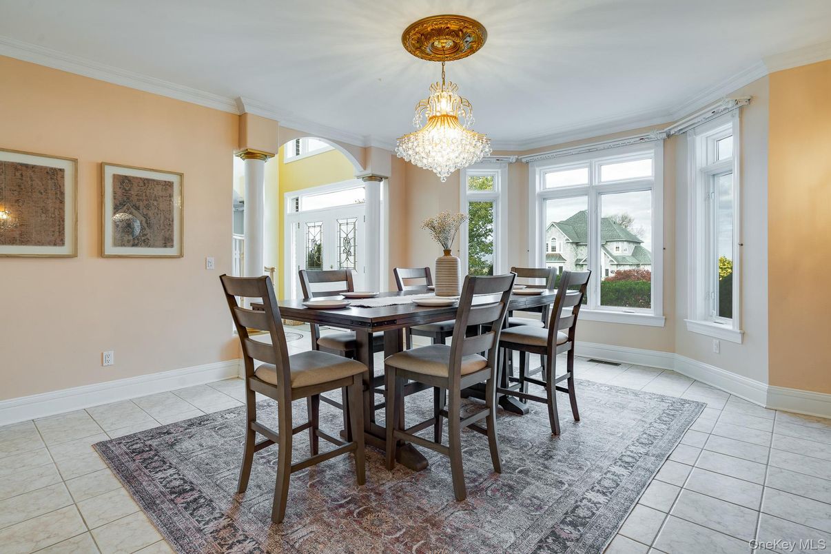 Chandelier, Dining room, Interior