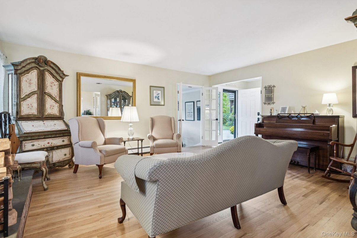Interior, Living room, Piano, Wood Texture Flooring