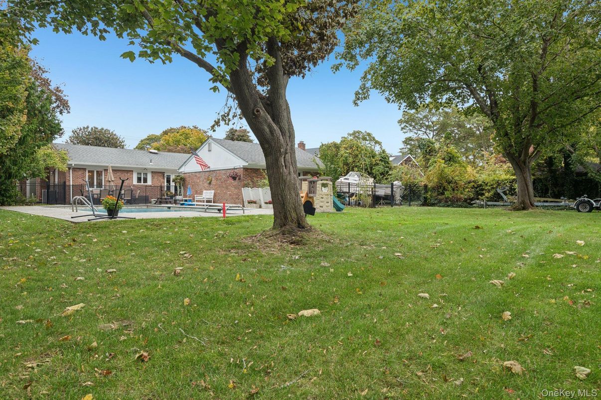 Backyard, Exterior, Pool