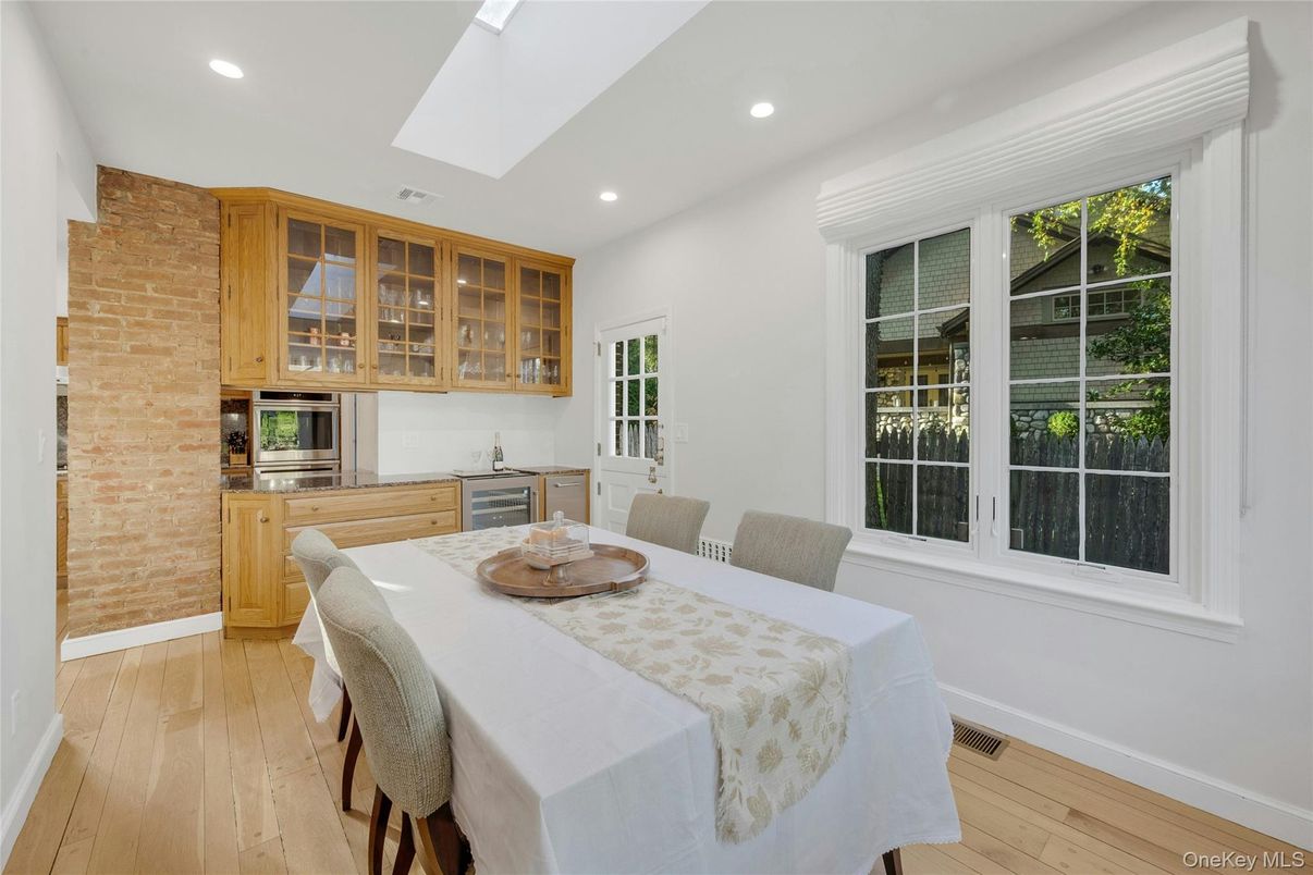 Dining room, Interior, Kitchen, Recessed Lighting, Stone Walls, Wood Texture Flooring