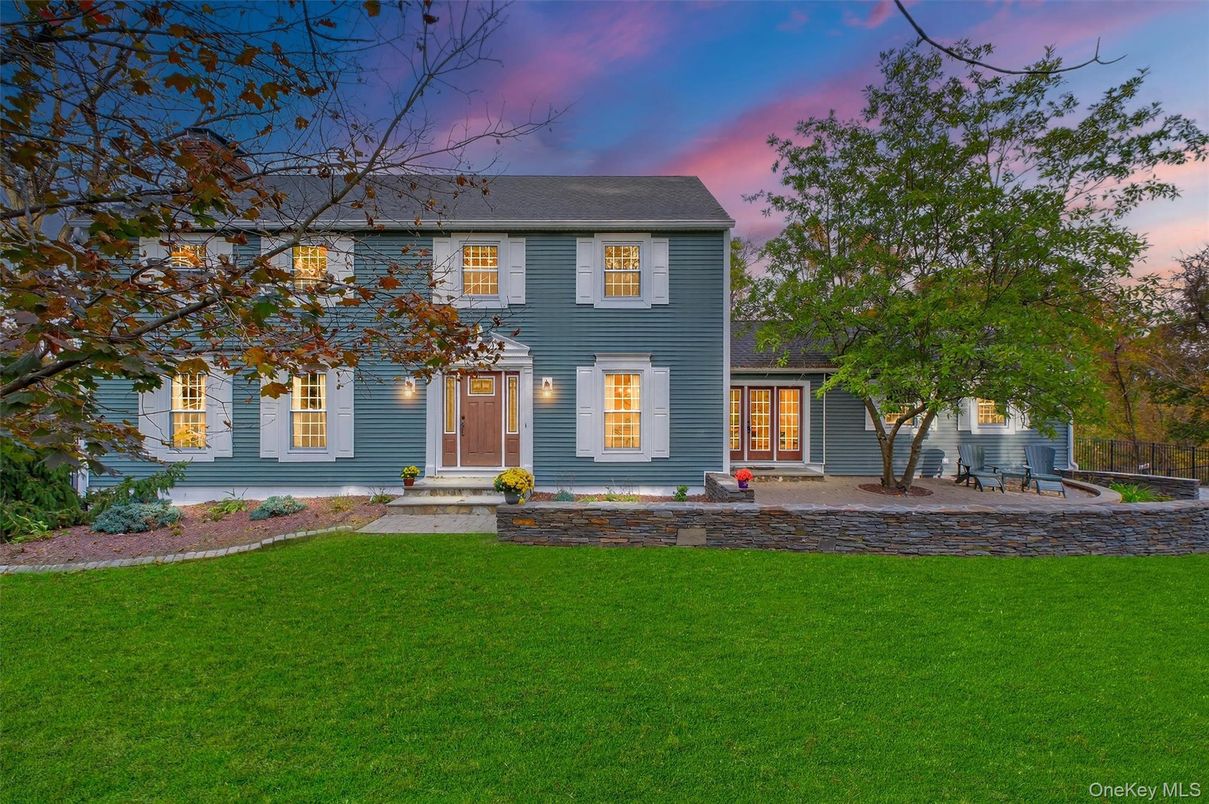 Backyard, Exterior, Facade, Georgian