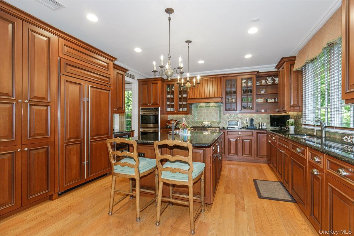 Chandelier, Interior, Kitchen, Recessed Lighting, Stainless Steel Appliances, Wood Texture Flooring