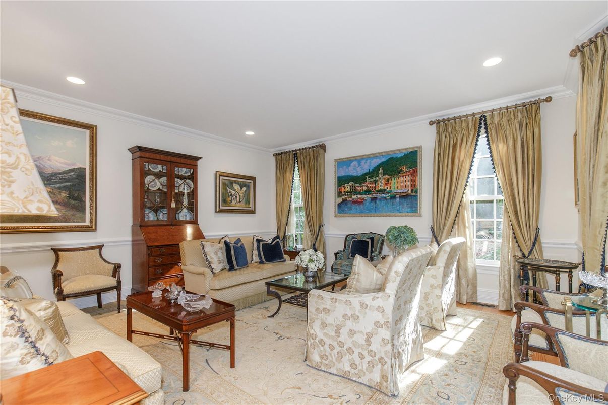 Interior, Living room, Recessed Lighting