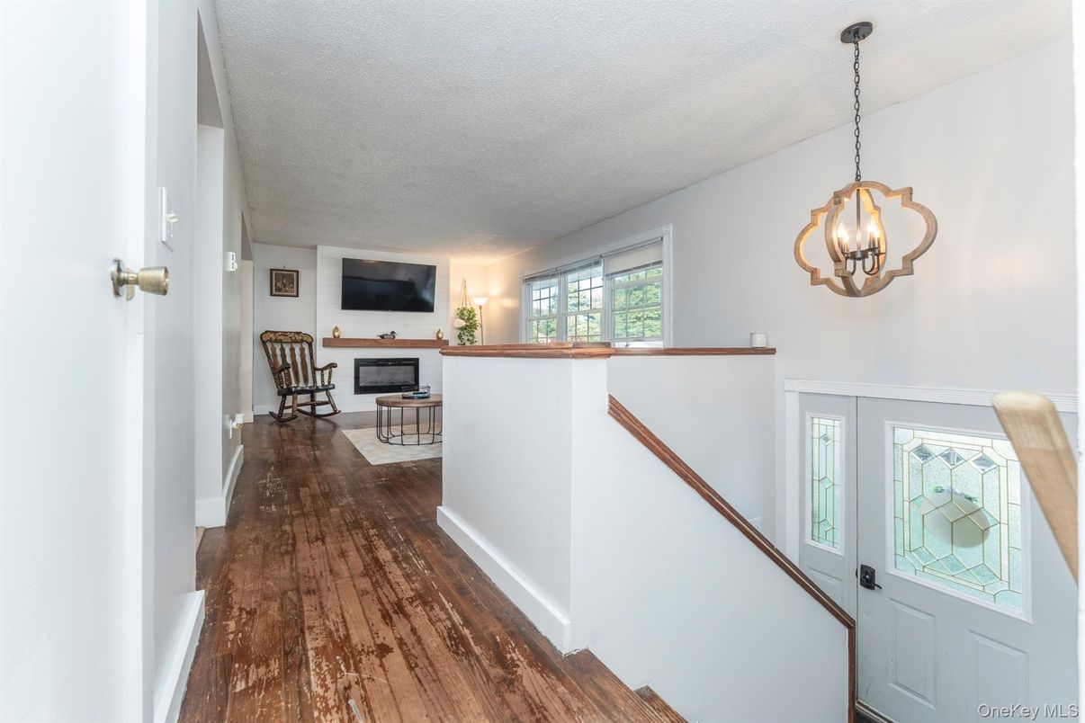 Fireplace, Interior, Pendant Lights, Wood Texture Flooring