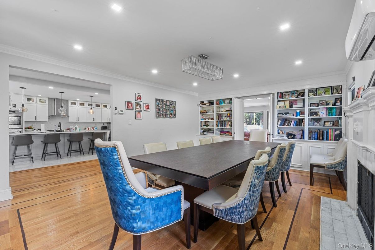 Dining room, Fireplace, Interior, Kitchen, Pendant Lights, Recessed Lighting, Wood Texture Flooring