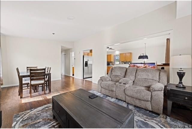 Dining room, Interior, Kitchen, Living room, Pendant Lights, Recessed Lighting, Wood Texture Flooring