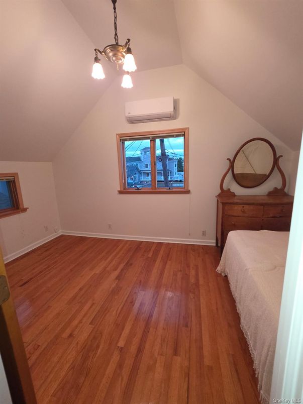 Bedroom, Interior, Pendant Lights, Wood Texture Flooring
