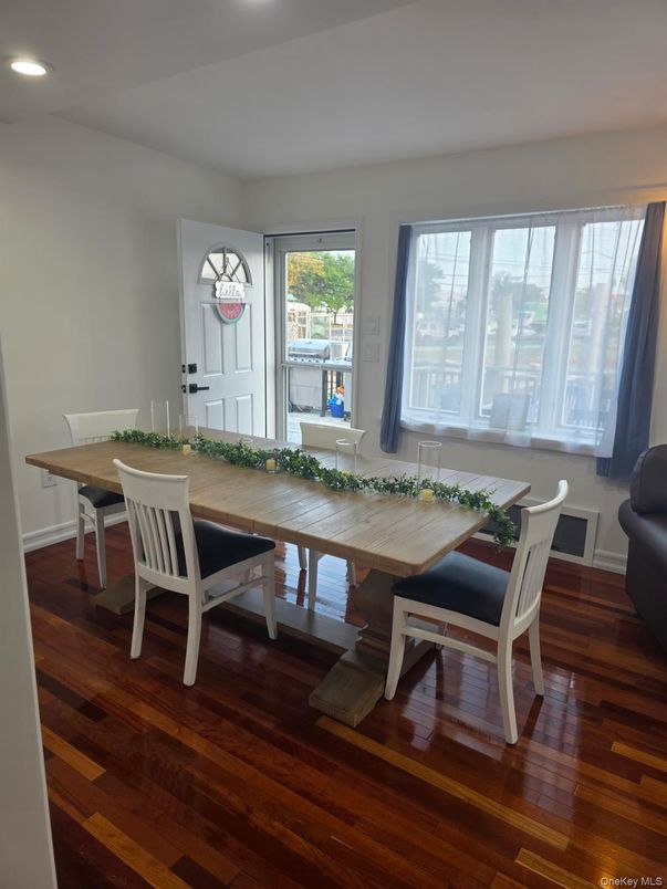 Dining room, Interior, Recessed Lighting, Wood Texture Flooring