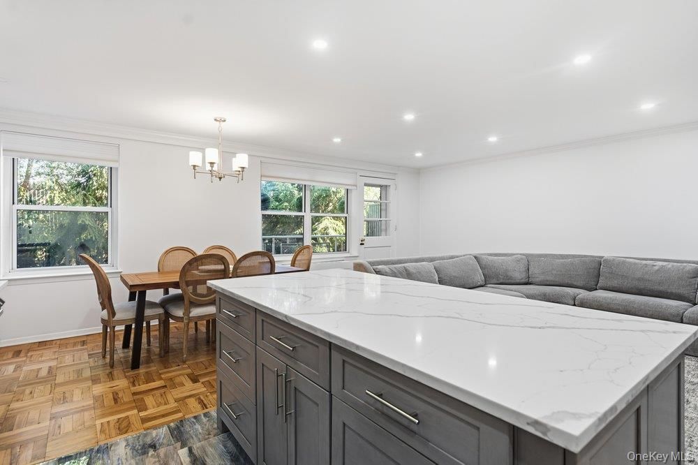 Chandelier, Dining room, Interior, Recessed Lighting, Wood Texture Flooring
