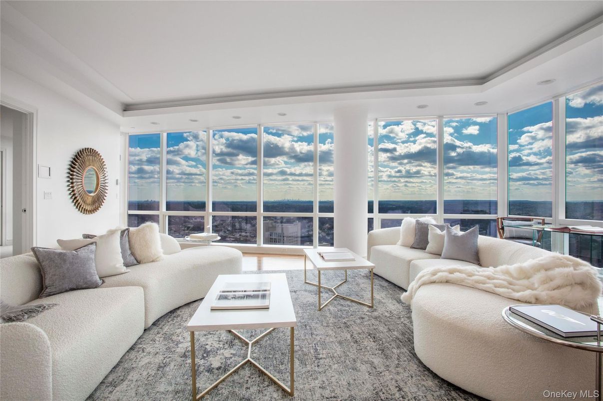 Interior, Living room, Recessed Lighting, Water