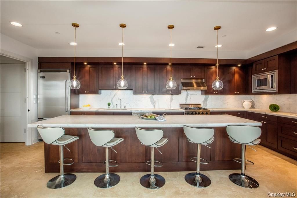 Interior, Kitchen, Pendant Lights, Recessed Lighting, Stainless Steel Appliances