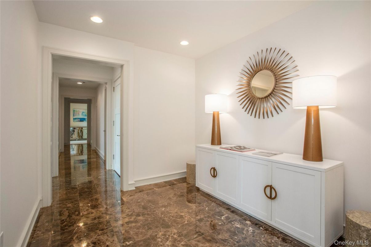 Interior, Recessed Lighting