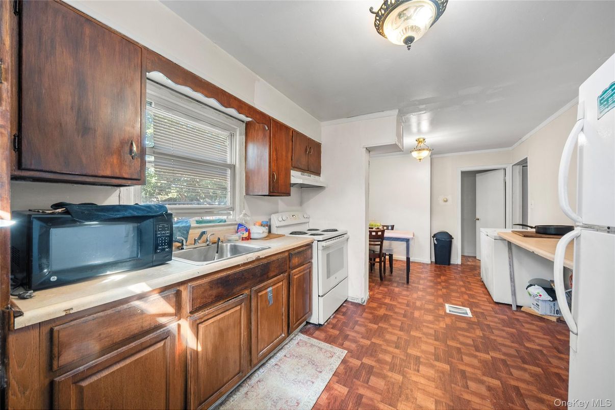 Interior, Kitchen, Wood Texture Flooring