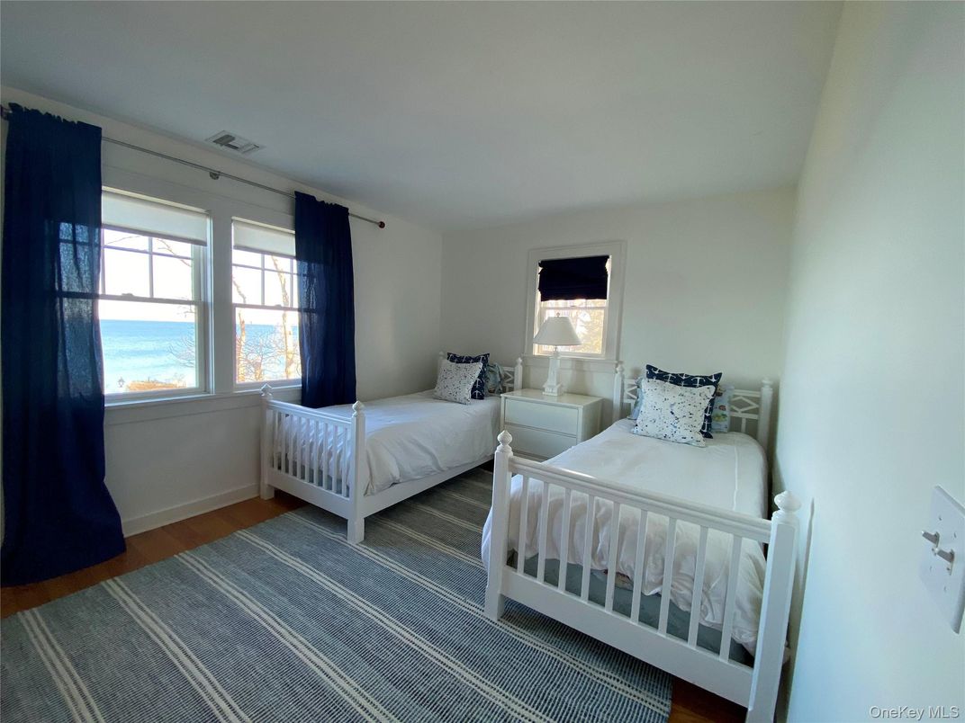 Bedroom, Interior, Water, Wood Texture Flooring