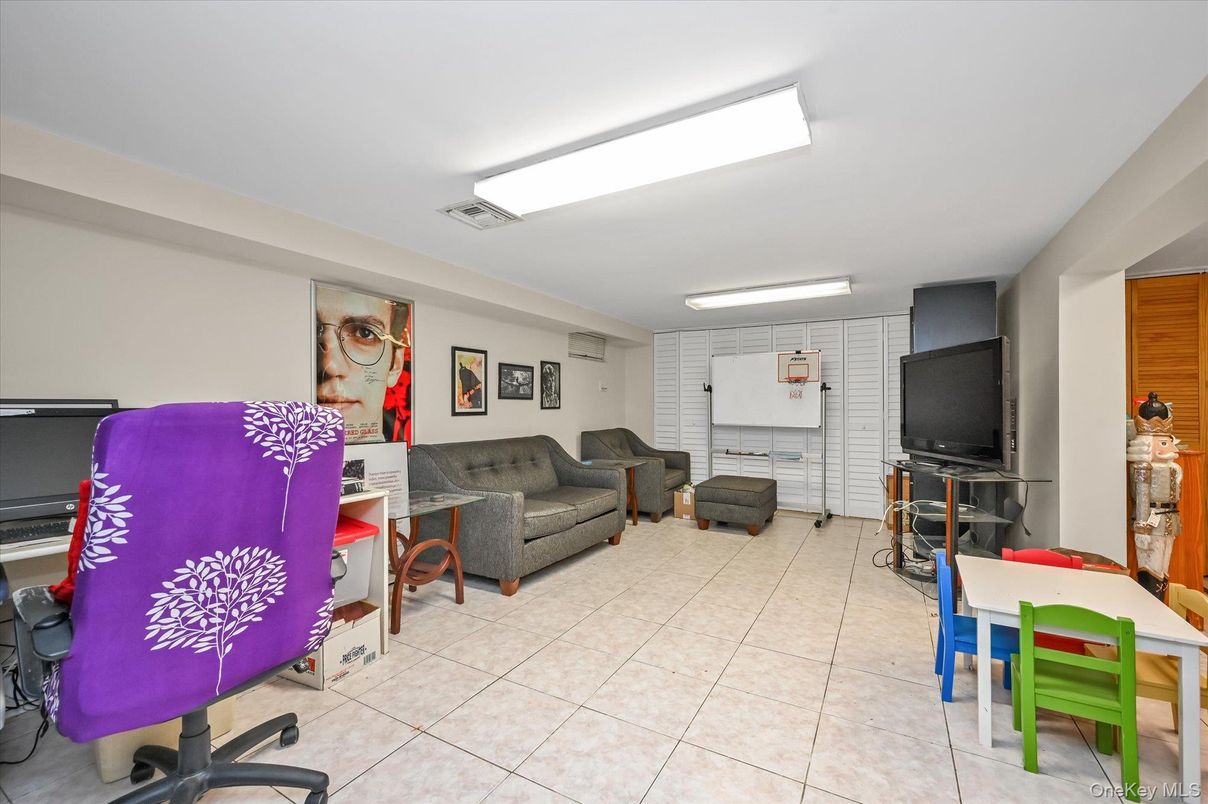 Interior, Living room