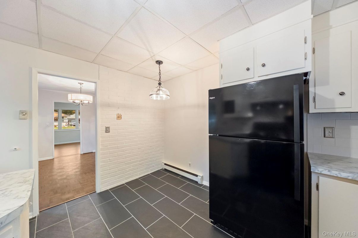 Chandelier, Interior, Kitchen, Pendant Lights, Wood Texture Flooring