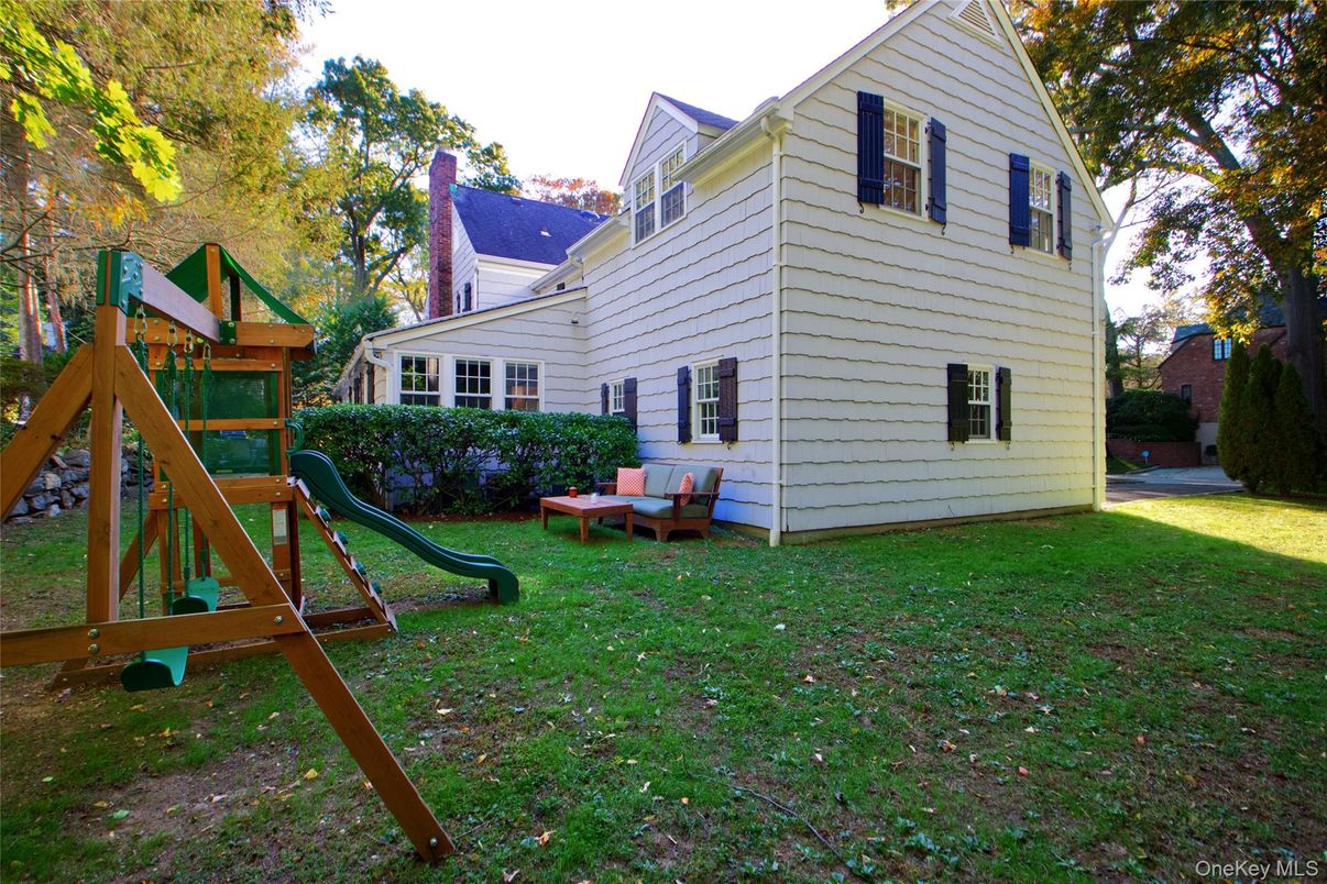 Backyard, Exterior, Playground