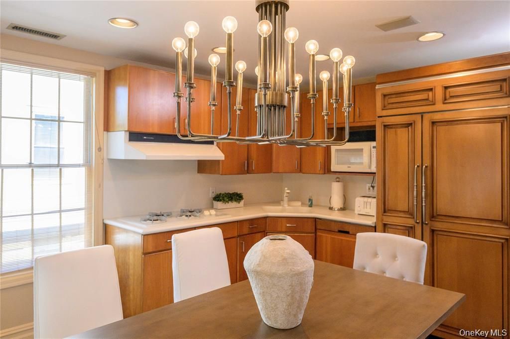 Dining room, Interior, Kitchen, Pendant Lights, Recessed Lighting
