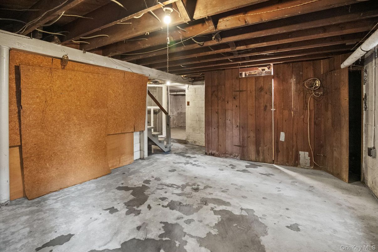 Interior, Wooden Beams, Wooden Walls