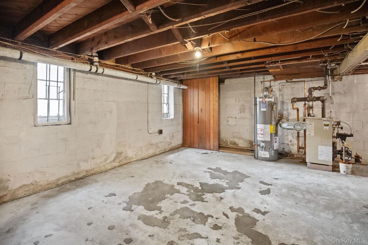 Interior, Wooden Beams