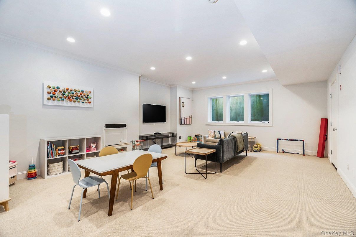 Dining room, Fireplace, Interior, Living room, Recessed Lighting