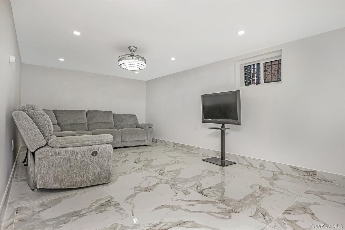 Interior, Living room, Marble, Recessed Lighting