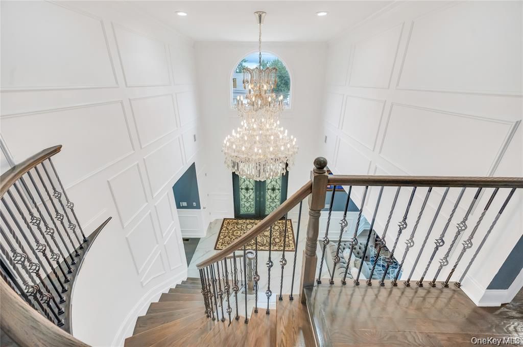Chandelier, Interior, Recessed Lighting, Wood Texture Flooring