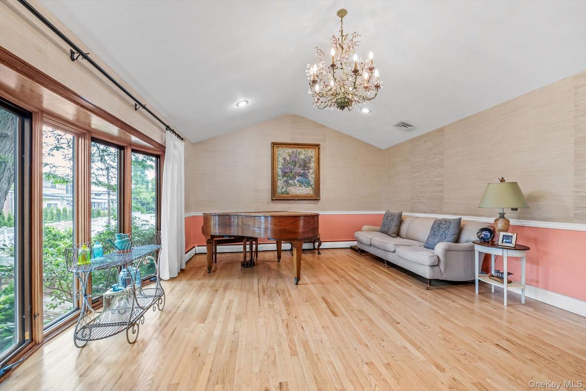 Chandelier, Interior, Piano, Recessed Lighting, Wood Texture Flooring