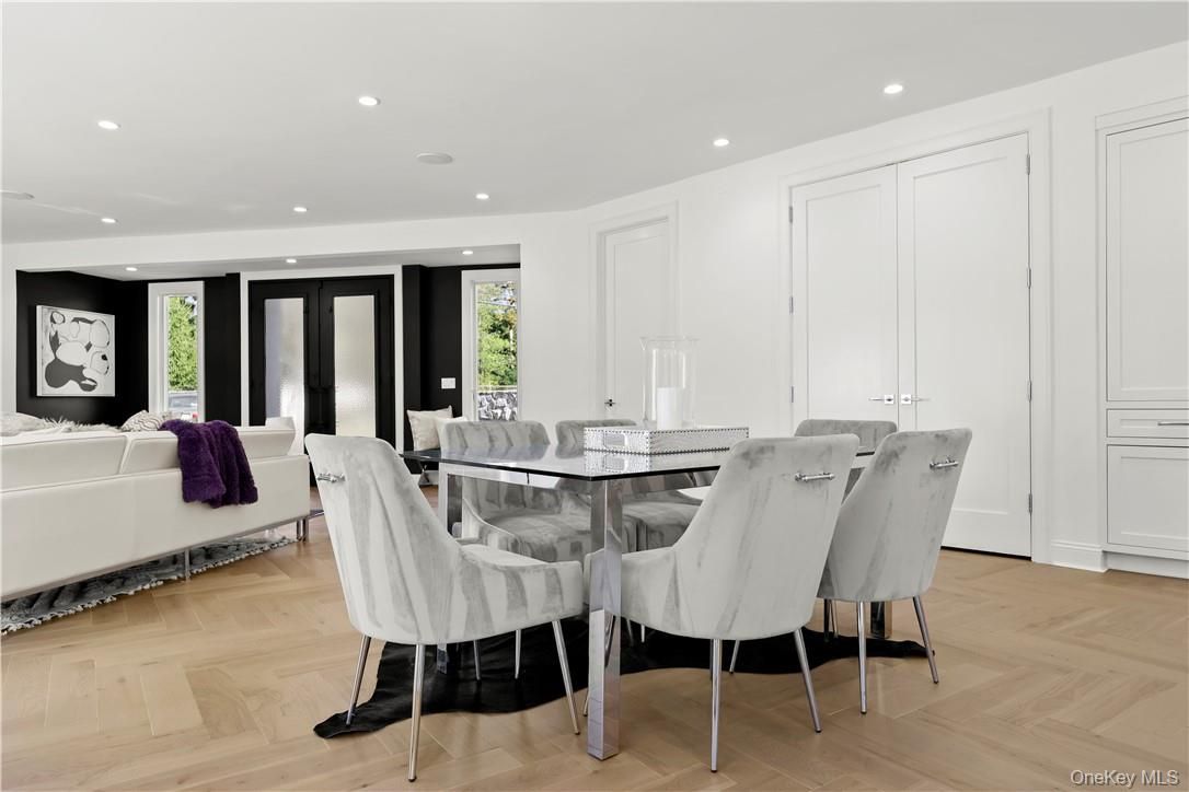 Dining room, Interior, Living room, Recessed Lighting, Wood Texture Flooring