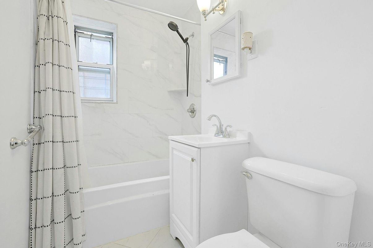 Bathroom, Interior, Marble Walls