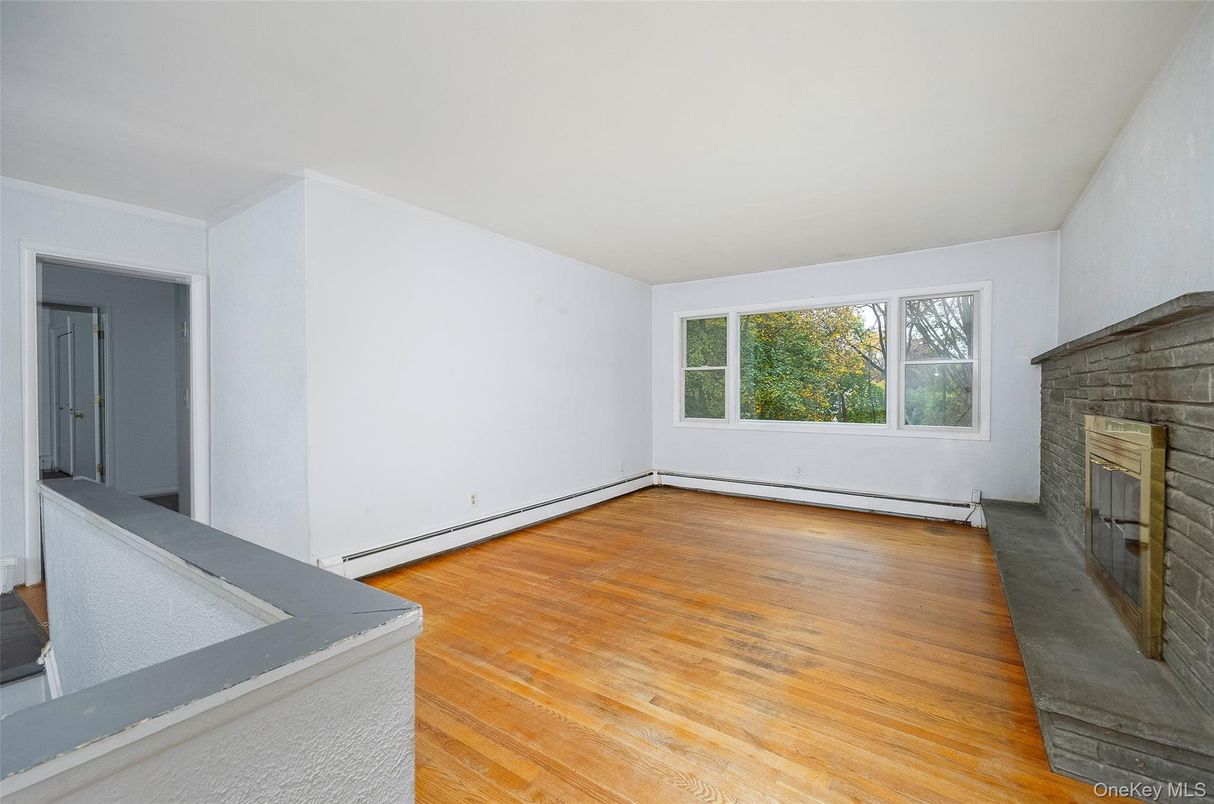 Empty room, Fireplace, Interior, Wood Texture Flooring