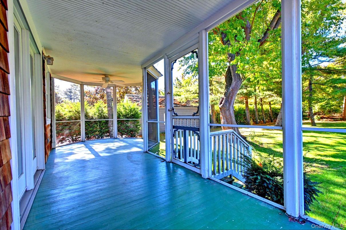 Interior, Sun Room, Wood Texture Flooring