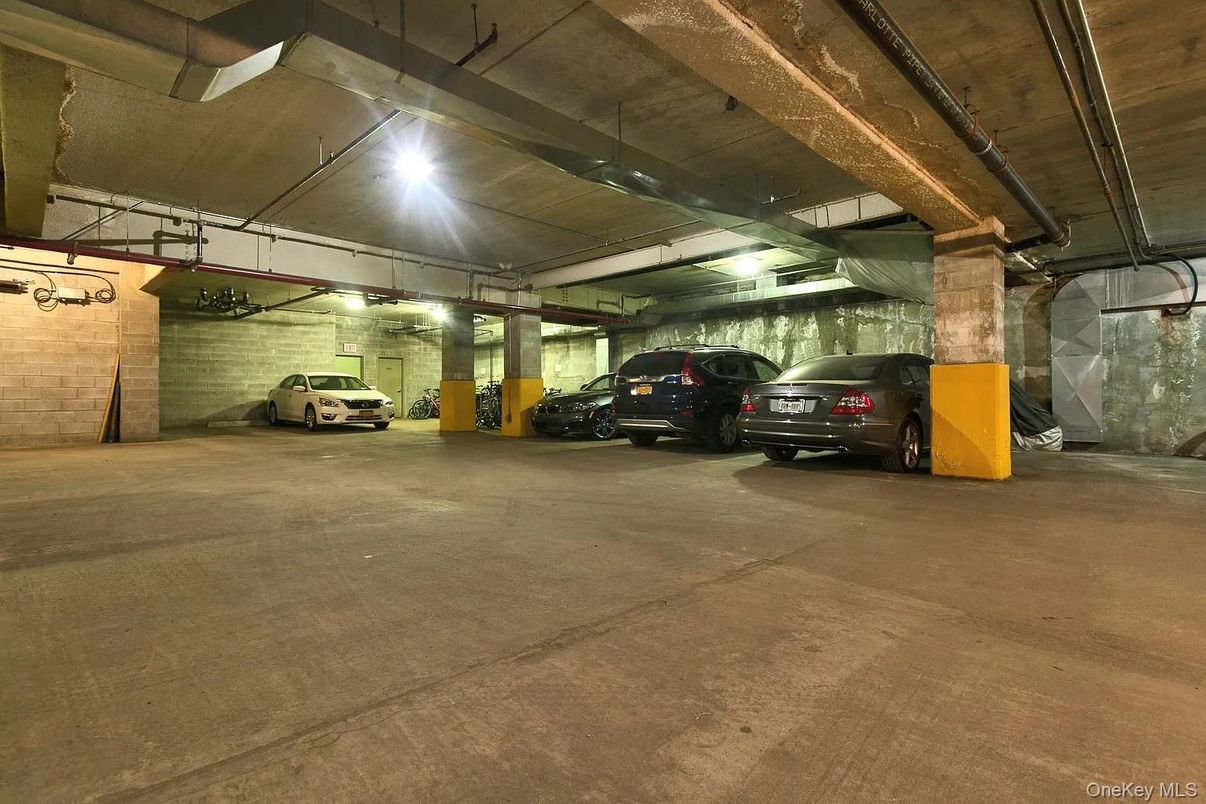 Garage, Interior, Stone Walls