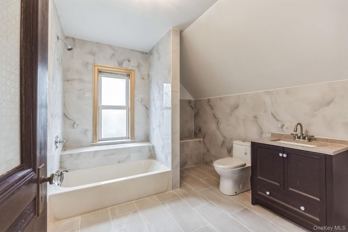 Bathroom, Interior, Marble Walls