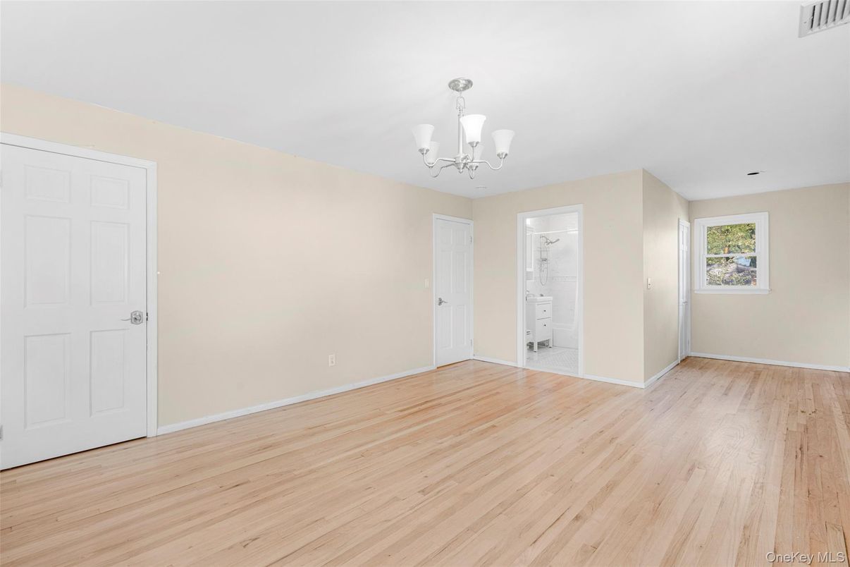 Chandelier, Empty room, Interior, Wood Texture Flooring