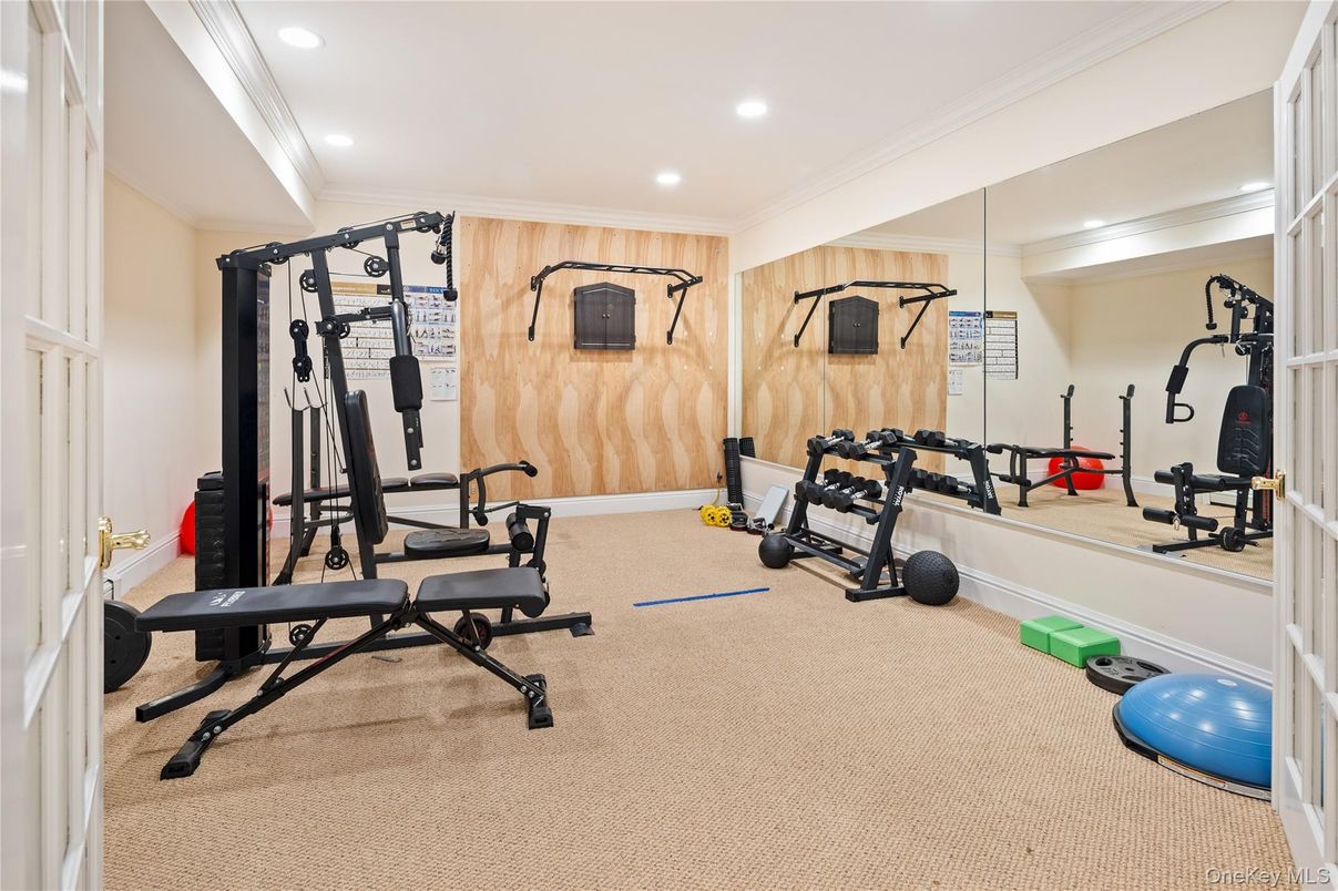 Fitness Equipment, Interior, Recessed Lighting