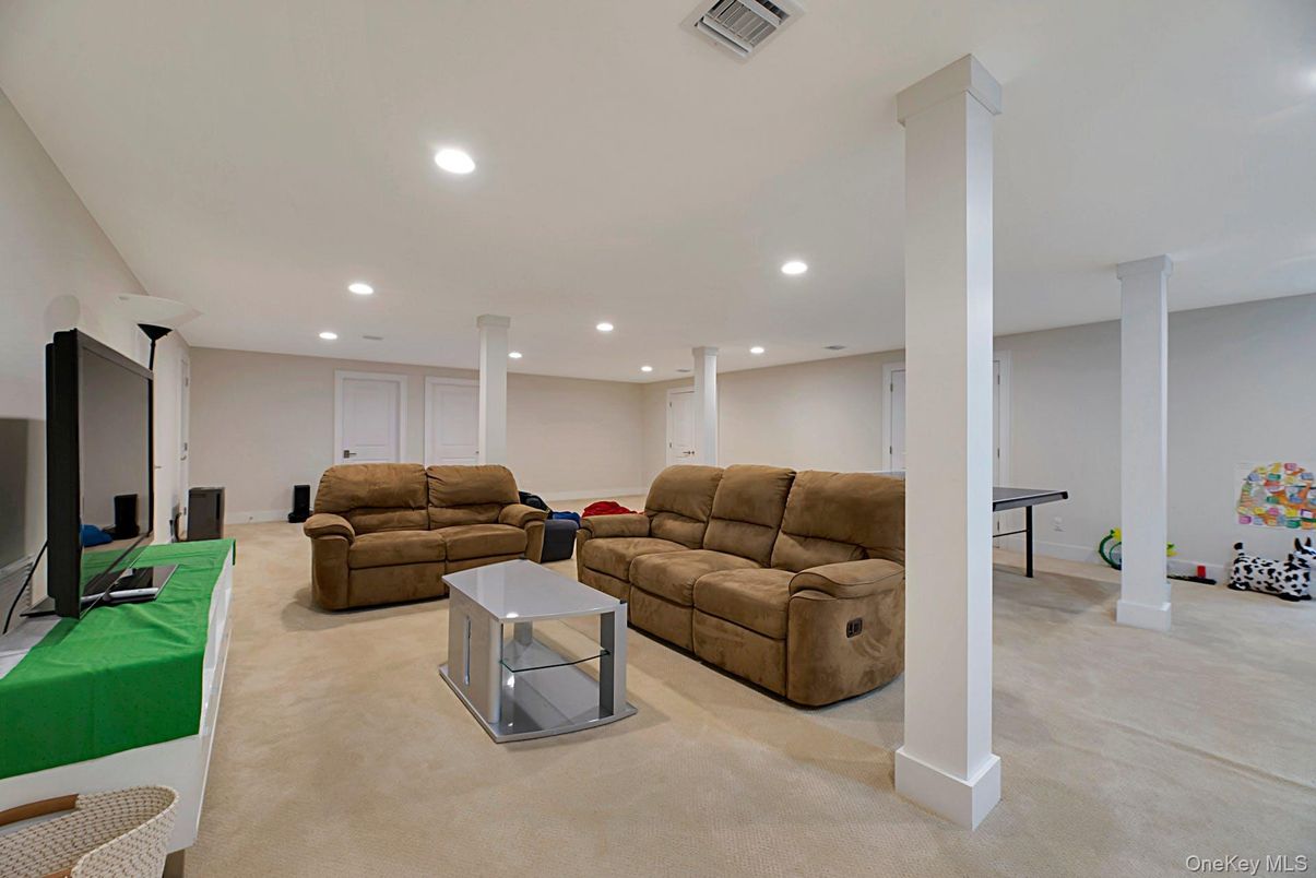 Game Room, Interior, Living room, Recessed Lighting