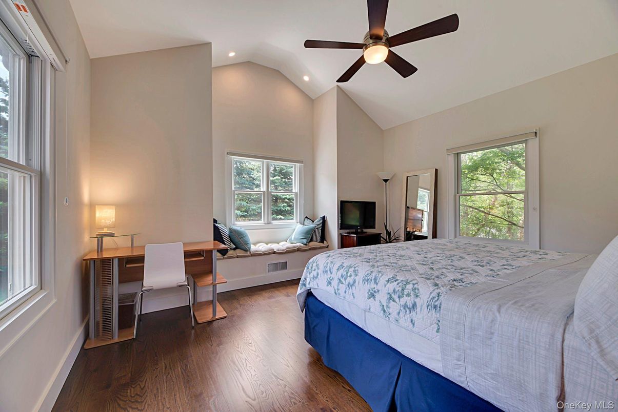 Bedroom, Home Office, Interior, Recessed Lighting, Wood Texture Flooring