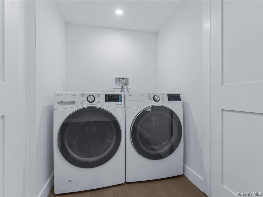 Interior, Recessed Lighting, Utility Closets, Washer, Wood Texture Flooring