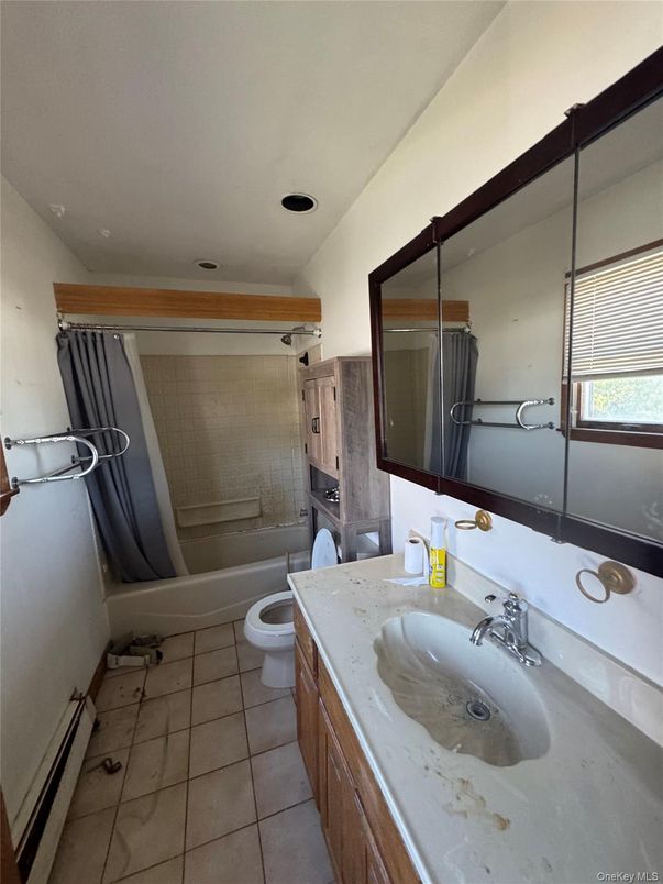Bathroom, Dual Sink Vanities, Glass Shower, Interior