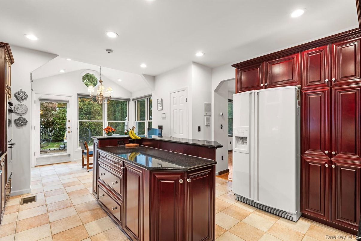 Chandelier, Interior, Kitchen, Recessed Lighting